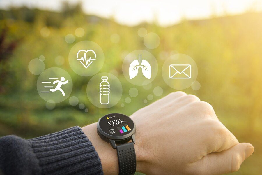 smartwatches technologies in healthcare